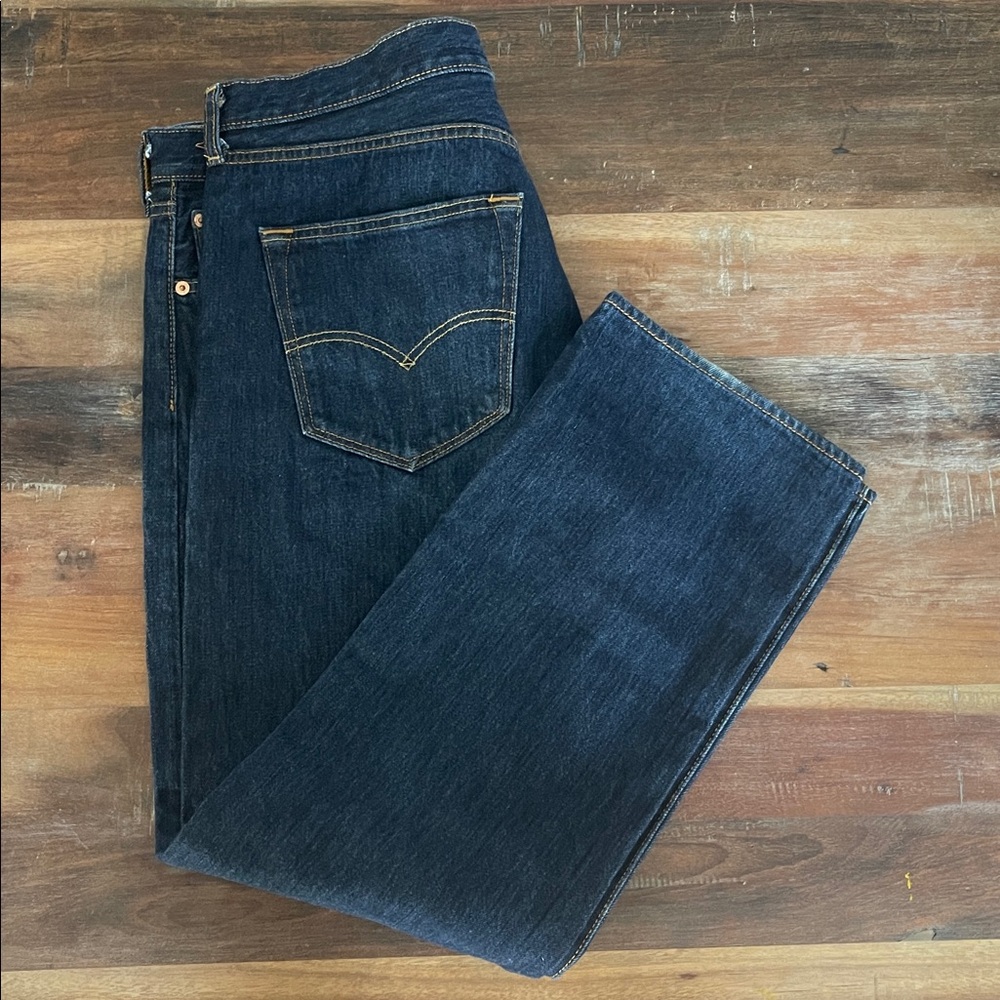 Levi's 501’s Men's Deep Indigo Jeans 36x30 - Picture 2 of 7